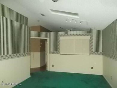 8781 Townsquare Ct, Jacksonville, FL 32216 - photo 3