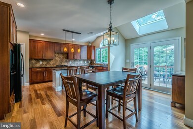 42317 Magistrate Ct, Chantilly, VA 20152 - photo 3