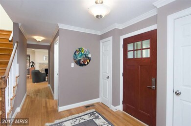 12211 Lake James Dr, Herndon, VA 20171 - photo 2