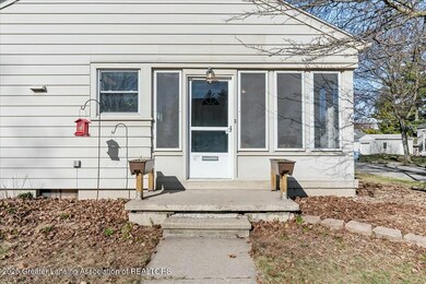 2200 Alpha St, Lansing, MI 48910 - photo 4