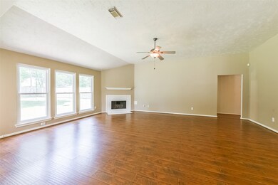 215 Garrett Dr, Magnolia, TX 77354 - photo 7