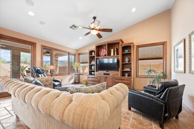 06-Living Area