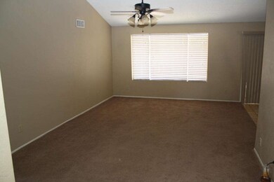 3901 W Corrine Dr, Phoenix, AZ 85029 - photo 4