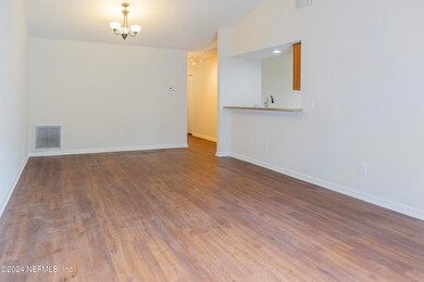 235 Aquarius Cir W, Jacksonville, FL 32216 - photo 6