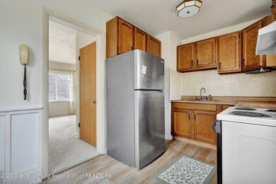 3. Kitchen includes appliances