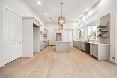 Dining, Kitchen