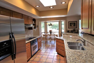 Kitchen 2