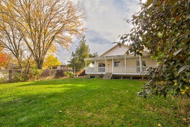 3015 E McAndrews Rd, Medford, OR 97504 - photo 3