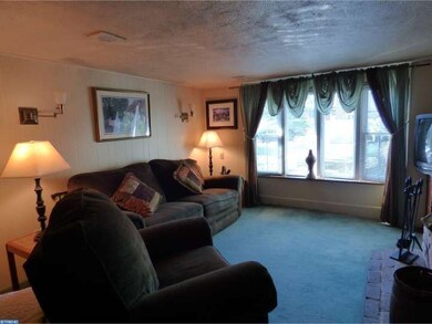 2536 Fernwood Ave, Abington, PA 19001 - photo 4