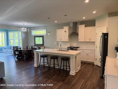 1472 Badlands Dr, Lansing, MI 48917 - photo 4