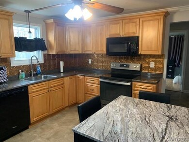 449 Evans St, North Tonawanda, NY 14120 - photo 6