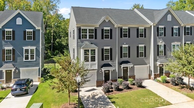4113 Edenborn Ln, Charlotte, NC 28208 - photo 2