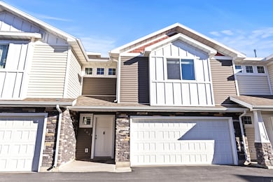 284 W 20 N, Hyrum, UT 84319 - photo 2