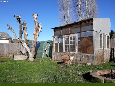 785 W Main St, Sheridan, OR 97378 - photo 6