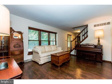 2290 Autumn Ln, Lafayette Hill, PA 19444 - photo 6