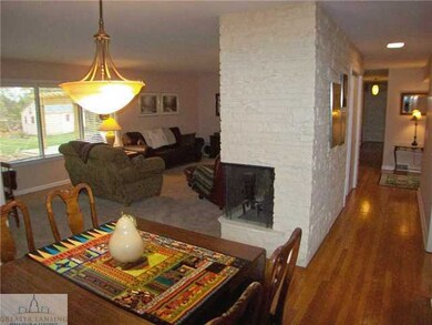 2818 N Cambridge Rd, Lansing, MI 48911 - photo 6