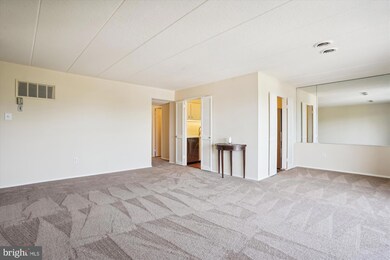 2632 Wagon Dr unit 289, Alexandria, VA 22303 - photo 7