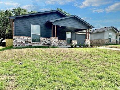 2384 Miller St, Denison, TX 75020 - photo 2