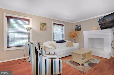 15629 Ambiance Dr, North Potomac, MD 20878 - photo 7