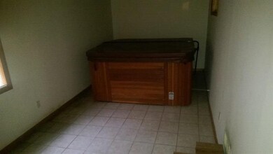 Master Bath/Spa.