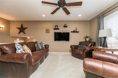 20 Clive Dr NW, Cedar Rapids, IA 52405 - photo 5