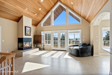 5-web-or-mls-Skylight - Mandi-34