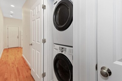 268 Windsor St unit 4, Cambridge, MA 02139 - photo 5