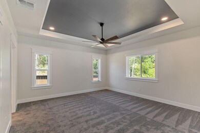6-web-or-mls-2524-overland-dr