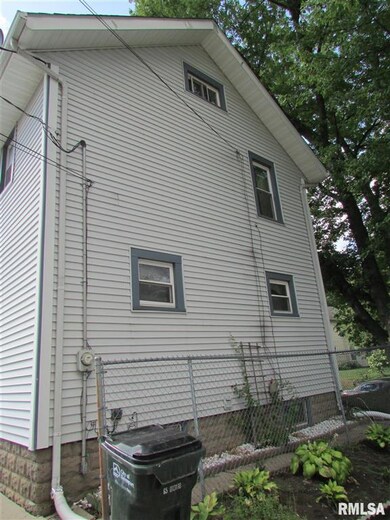 611 E 13th St, Davenport, IA 52803 - photo 2