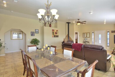 807 20th St NW, Rio Rancho, NM 87124 - photo 7