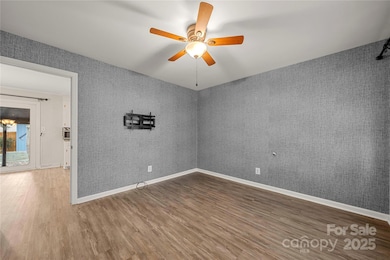 2311 Maplewood Dr, Gastonia, NC 28052 - photo 6