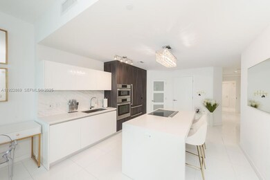 Paramount at Miami Worldcenter unit 905, Miami, FL 33132 - photo 5