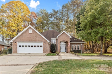 1108 Blowing Rock Cove, Fort Mill, SC 29708 - photo 2