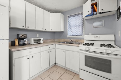 2406 Hermon Ave, Zion, IL 60099 - photo 4