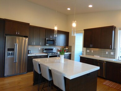 61099 SE Marble Mountain Ln, Bend, OR 97702 - photo 6