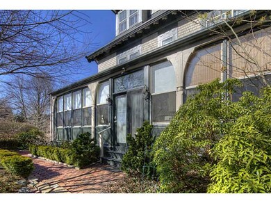 107 Old Beach Rd unit 1, Newport, RI 02840 - photo 3