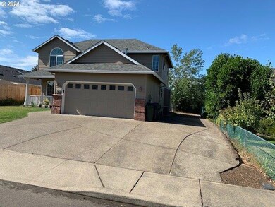 1041 S Pine St, Canby, OR 97013 - photo 3
