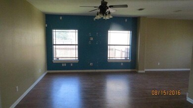 2407 Flipper Dr, Edinburg, TX 78541 - photo 6