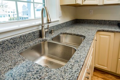 5 Sea Bird Kitchen