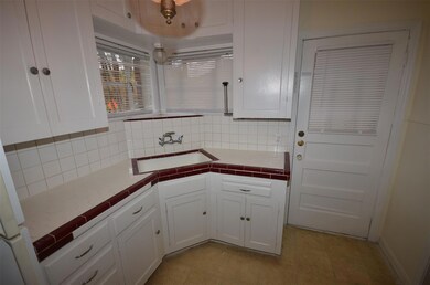 6034 Marquita Ave, Dallas, TX 75206 - photo 4