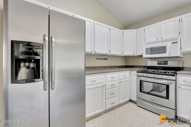 9308 Tanadak Cir, Eagle River, AK 99577 - photo 7