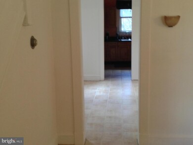 4902 Ross Rd, Baltimore, MD 21214 - photo 2