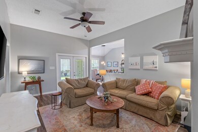 1942 Woodcrest Ridge unit 2, Fort Walton Beach, FL 32547 - photo 7