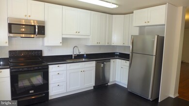 23 Valley Crossing Cir, Cockeysville, MD 21030 - photo 6