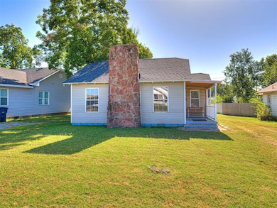 Fresh, move-in-ready curb appeal and a new roof welcome you home. The west-facing orientation brings natural light into the living room throughout the day.