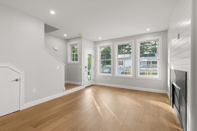 8 Margaret St, Rochester, NH 03867 - photo 5