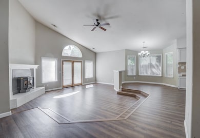 1633 Wee Burn Ct, Redding, CA 96003 - photo 5