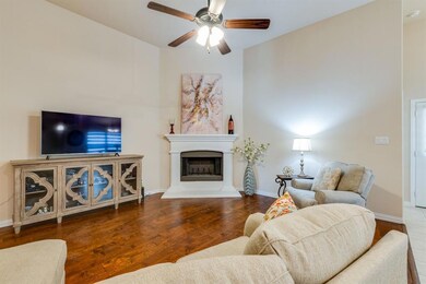 1021 Montrose Ave, Gainesville, TX 76240 - photo 2