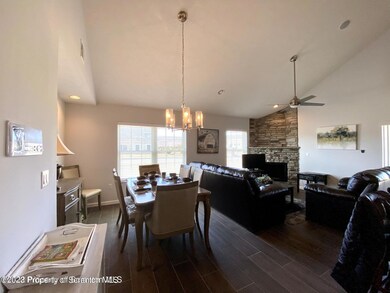 104 Golden Gate Cir, Archbald, PA 18403 - photo 5