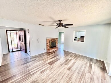 914 S Hyde Park Ave, Denison, TX 75020 - photo 2